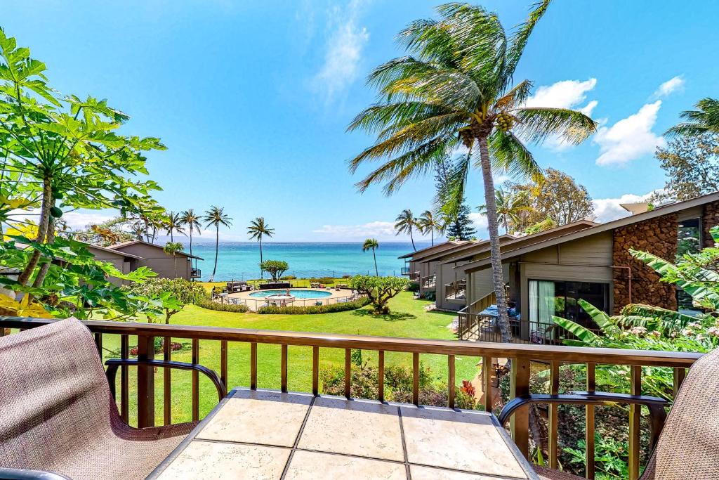 Popular attractions Area Nearby Property
